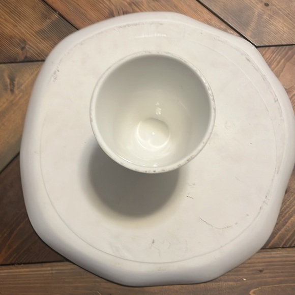 NWT large pedestal tray, by Santa Barbara design studio really modern and fun! - Picture 4 of 5